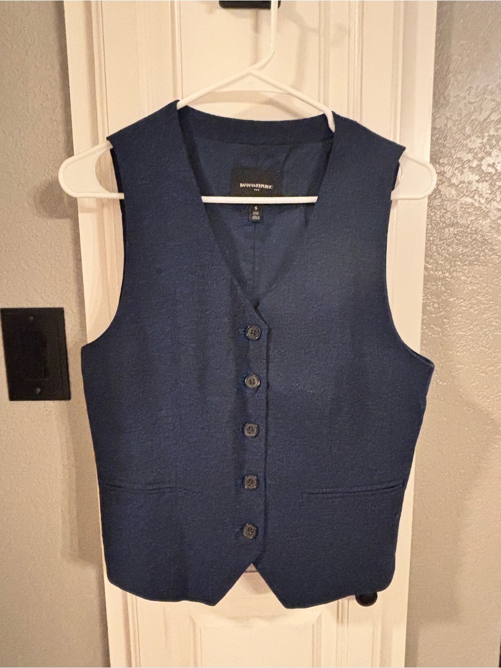 Banana Republic Women’s Navy V-Neck Button Vest and Pants